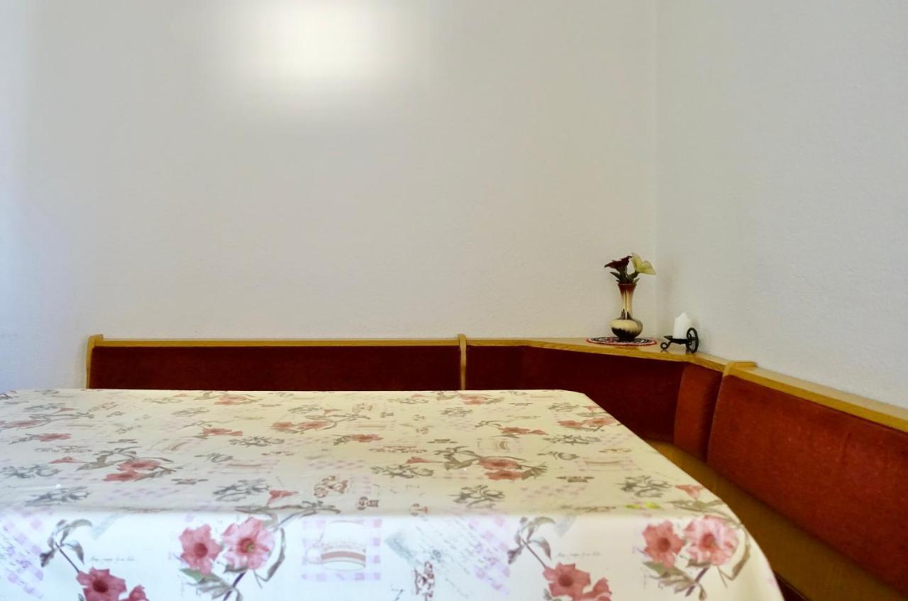 Ferienwohnung Ciasa Preroman App. Vista Castello Sankt Martin in Thurn Exterior foto